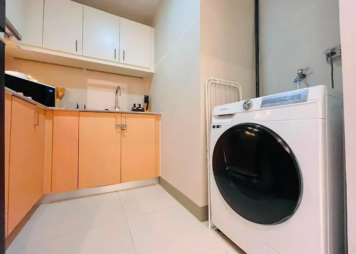 Modernistic Cozy 1 Bedroom With Veranda! Manila