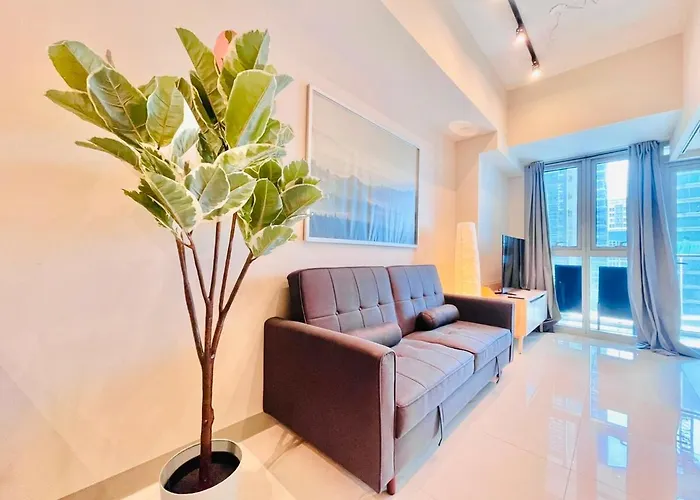 Modernistic Cozy 1 Bedroom With Veranda! Apartamento *
